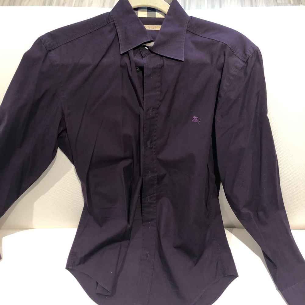 Burberry button Down